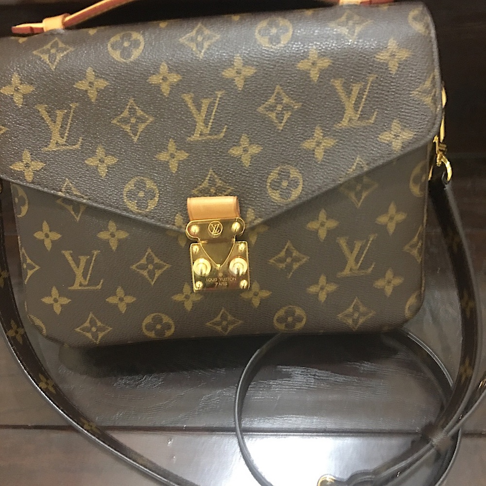 ❌❌SOLD❌❌Authentic LOuis Vuitton Pochette Métis🌹 - Picture 2 of 15